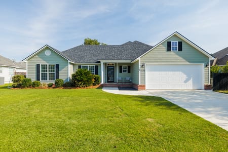 Hahira, GA 31632 Lowndes County