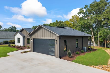 Lavonia, GA 30553 Franklin County