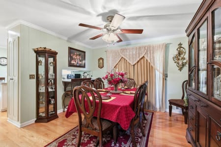 Toccoa, GA 30577 Stephens County