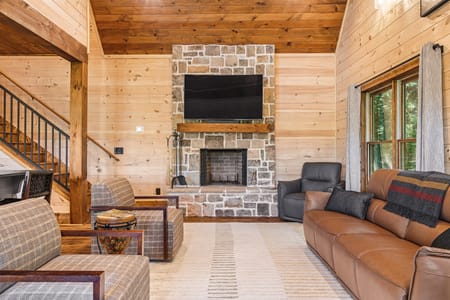 Clarkesville, GA 30523 Habersham County
