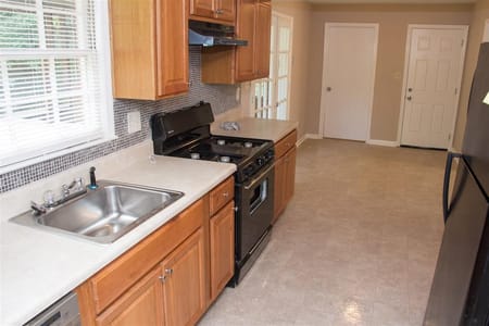 Riverdale, GA 30274 Clayton County
