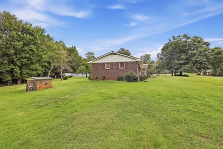 Toccoa, GA 30577 Stephens County