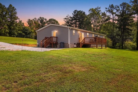 Clarkesville, GA 30523 Habersham County
