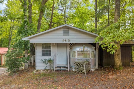 Cleveland, GA 30528 White County