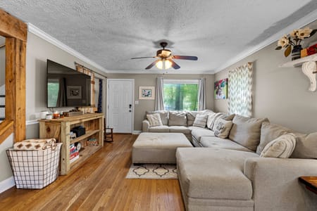 Sharpsburg, GA 30277 Coweta County