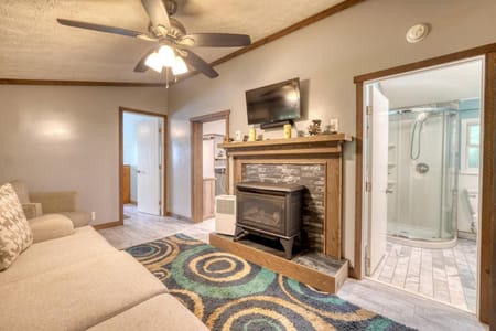 Hiawassee, GA 30546 Towns County