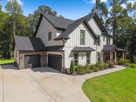 Hoschton, GA 30548 Barrow County