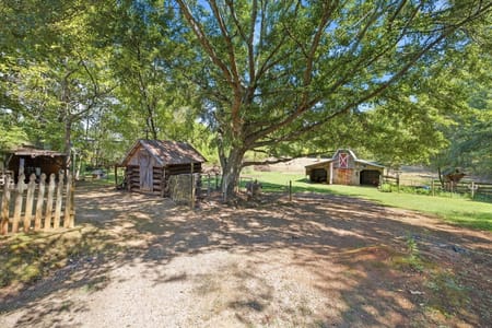 Demorest, GA 30535 Habersham County