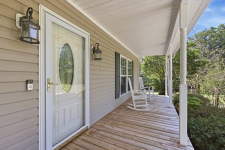 Toccoa, GA 30577 Stephens County