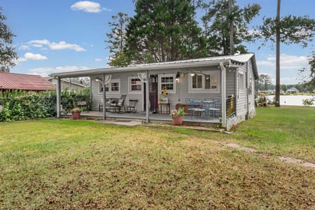 Sharpsburg, GA 30277 Coweta County