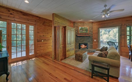 Lakemont, GA 30552 Rabun County