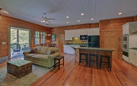Lakemont, GA 30552 Rabun County