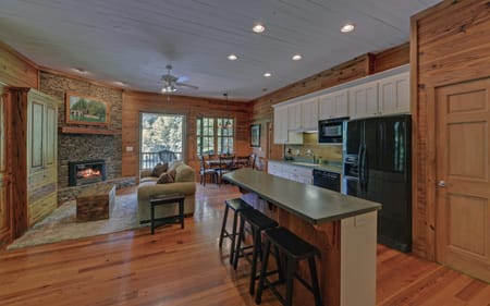 Lakemont, GA 30552 Rabun County