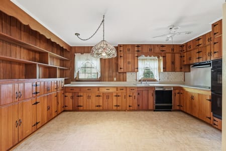 Toccoa, GA 30577 Stephens County