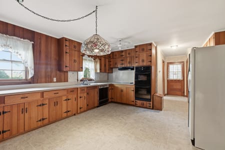 Toccoa, GA 30577 Stephens County
