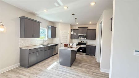 Demorest, GA 30535 Habersham County