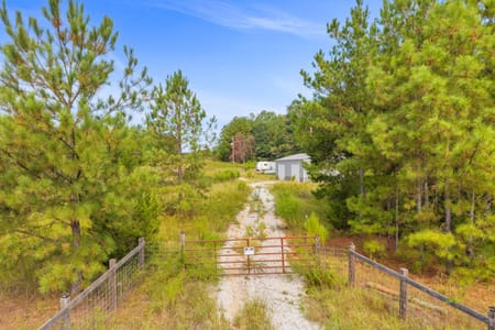 Hartwell, GA 30643 Hart County