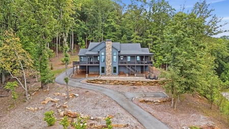 Cleveland, GA 30528 White County