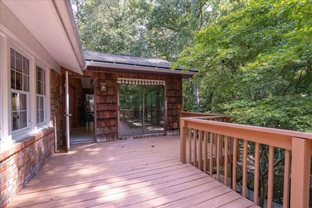 Elberton, GA 30635 Elbert County