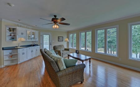 Lavonia, GA 30553 Hart County