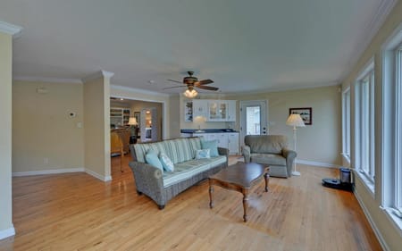 Lavonia, GA 30553 Hart County