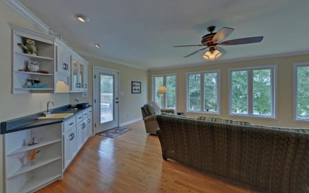 Lavonia, GA 30553 Hart County