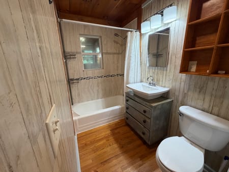 Clarkesville, GA 30523 Habersham County