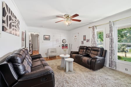 Toccoa, GA 30577 Stephens County