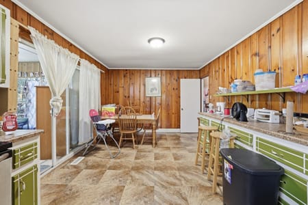 Toccoa, GA 30577 Stephens County