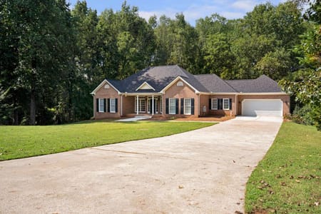 Hoschton, GA 30548 Jackson County
