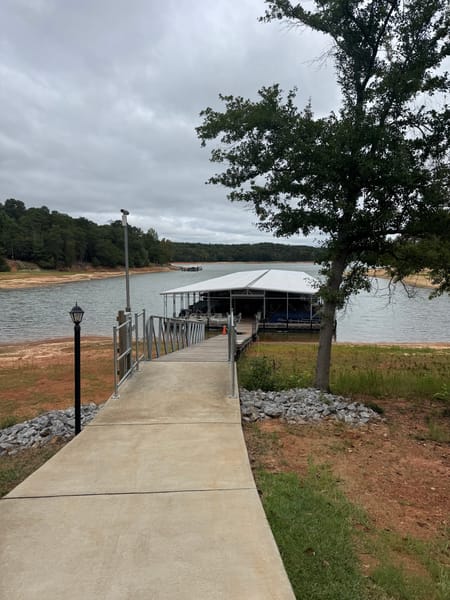 Lavonia, GA 30553 Hart County