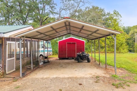 Toccoa, GA 30577 Stephens County