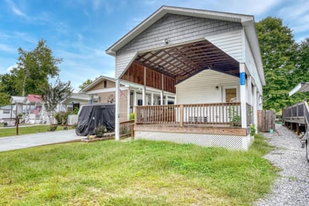 Hiawassee, GA 30546 Towns County