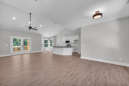 Lavonia, GA 30553 Hart County