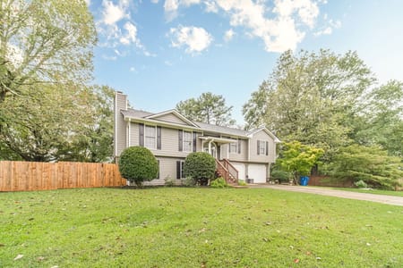 Hoschton, GA 30548 Jackson County