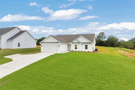 Toccoa, GA 30577 Stephens County