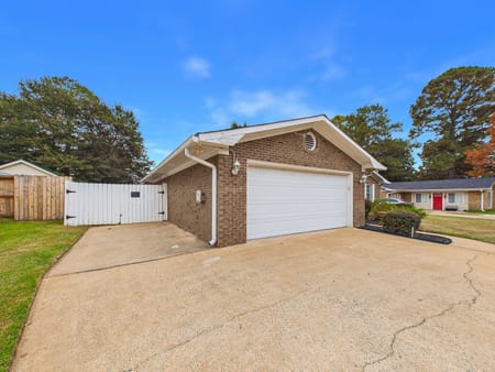 Centerville, GA 31028 Houston County