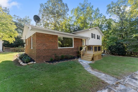 Clarkesville, GA 30523 Habersham County