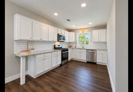 Demorest, GA 30535 Habersham County