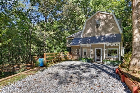 Clarkesville, GA 30523 Habersham County