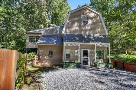 Clarkesville, GA 30523 Habersham County