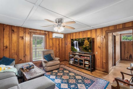 Hiawassee, GA 30546 Towns County