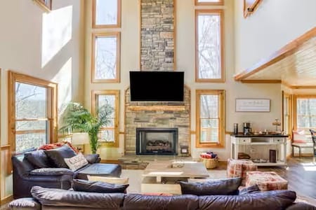Mineral Bluff, GA 30559 Fannin County