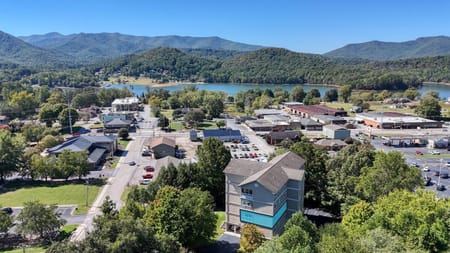 Hiawassee, GA 30546 Towns County