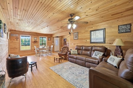 Cleveland, GA 30528 White County