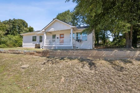 Winder, GA 30680 Barrow County