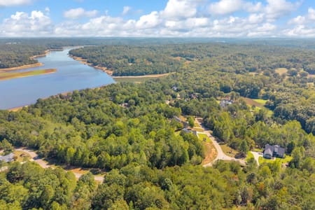 Toccoa, GA 30577 Stephens County