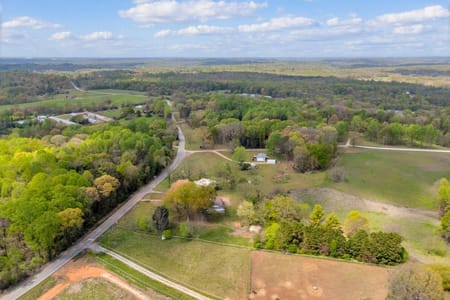 Maysville, GA 30558 Jackson County