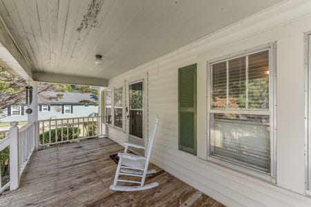 Demorest, GA 30535 Habersham County