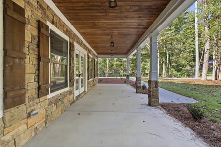 Toccoa, GA 30577 Stephens County